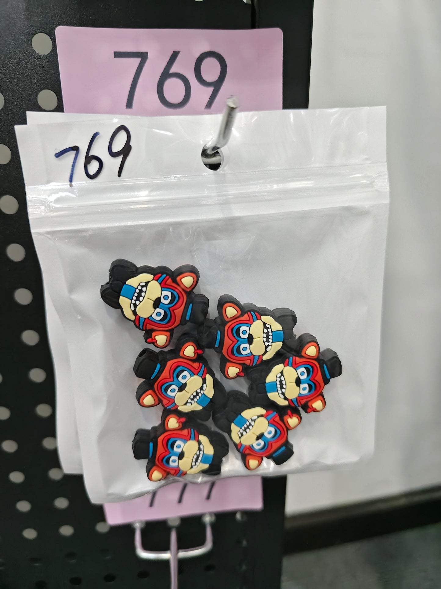 769 Friday bear 6pcs