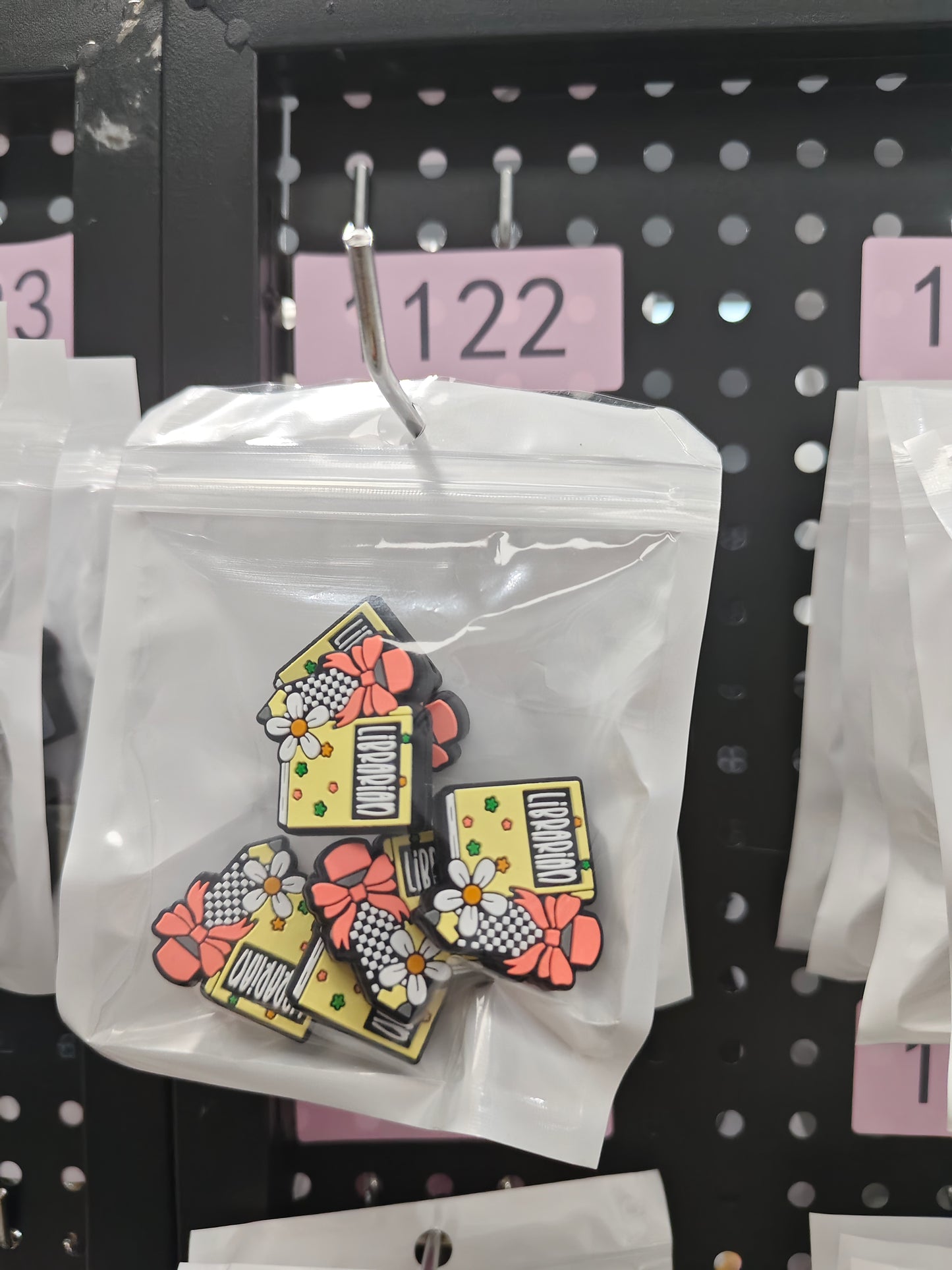1122 Book 6pcs