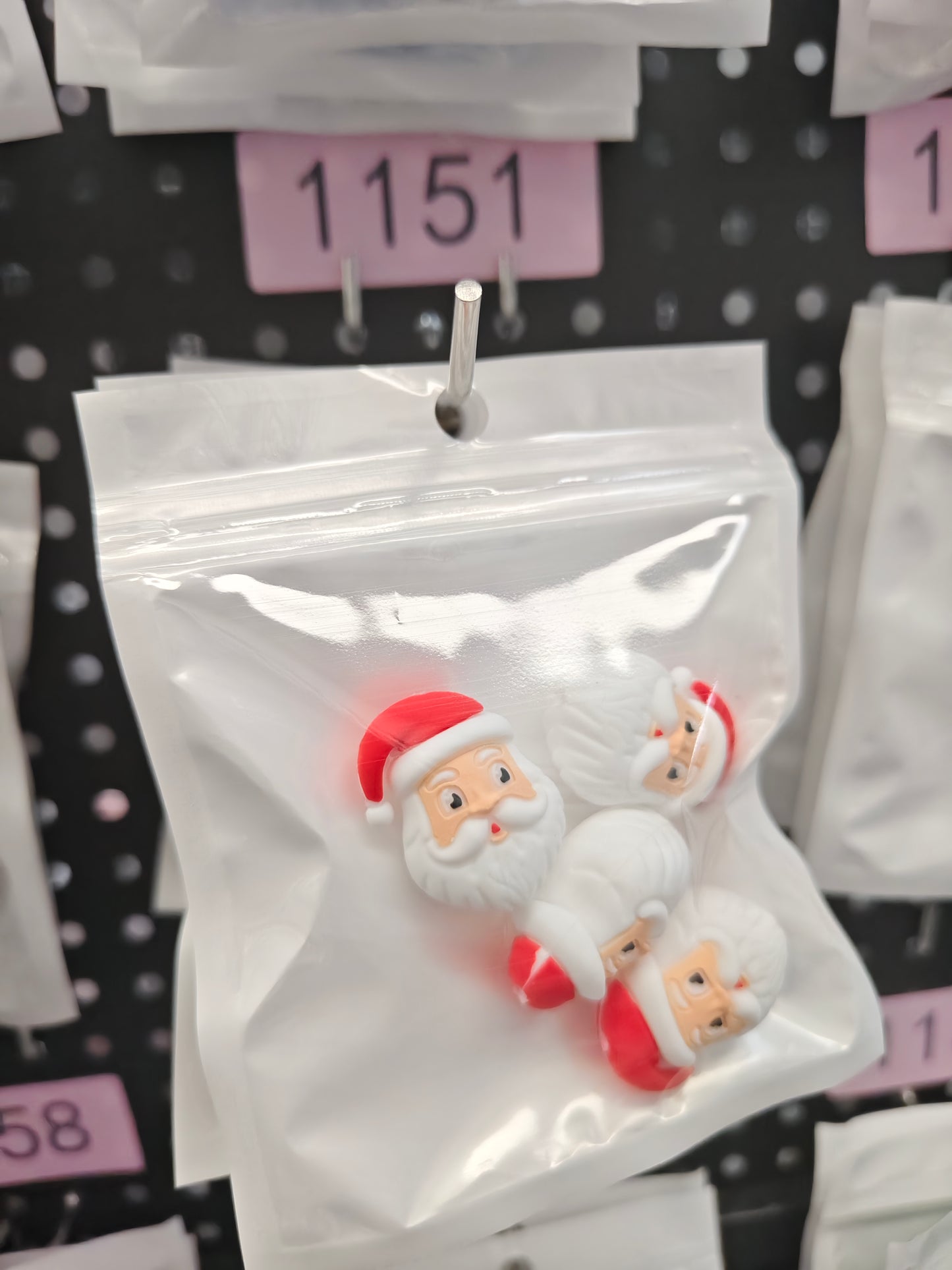 1151 3D Christmas man 4pcs