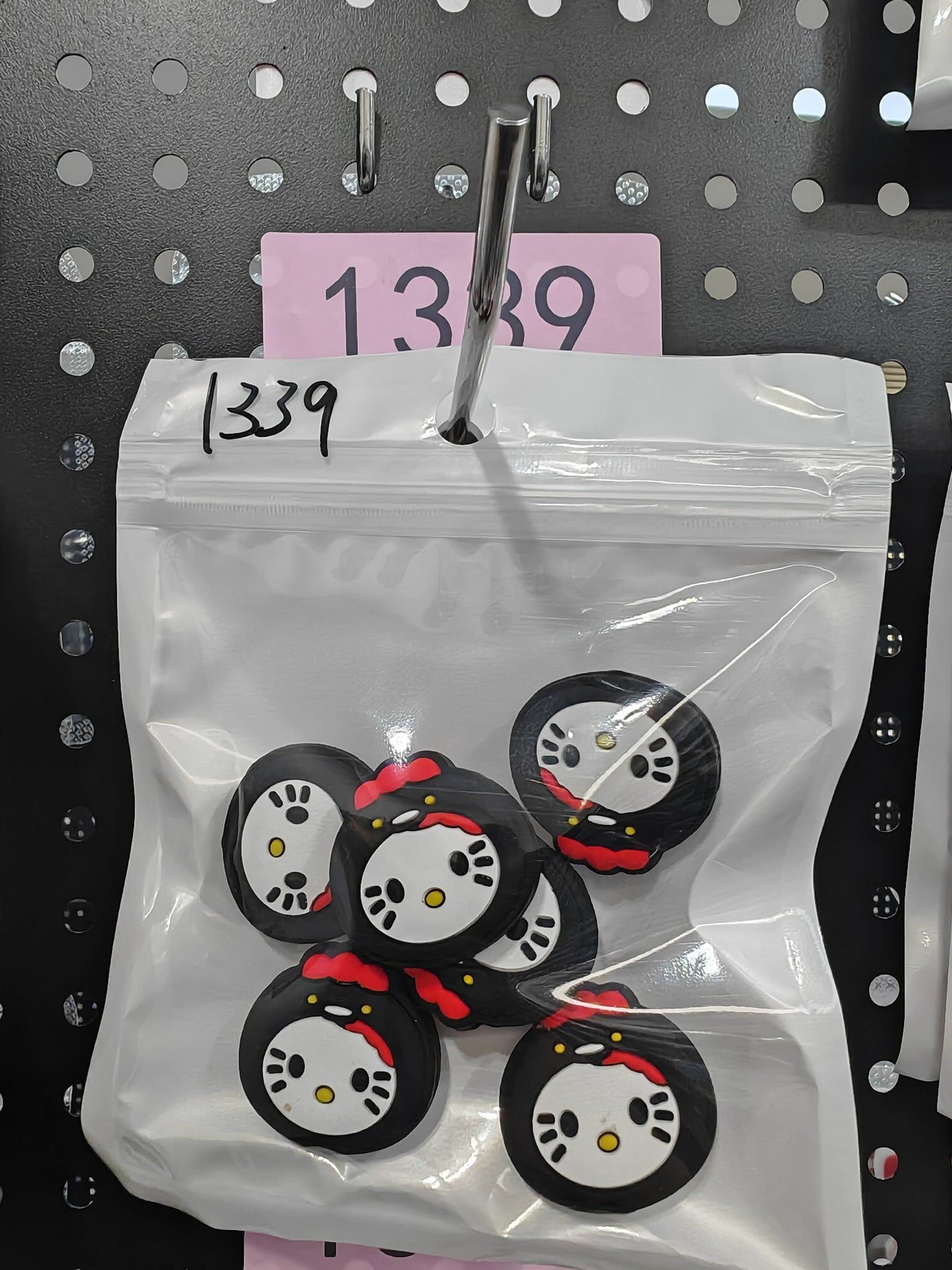 1339 HK 6pcs