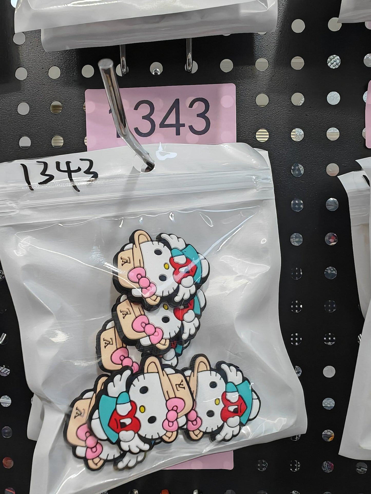 1343 HK 6pcs