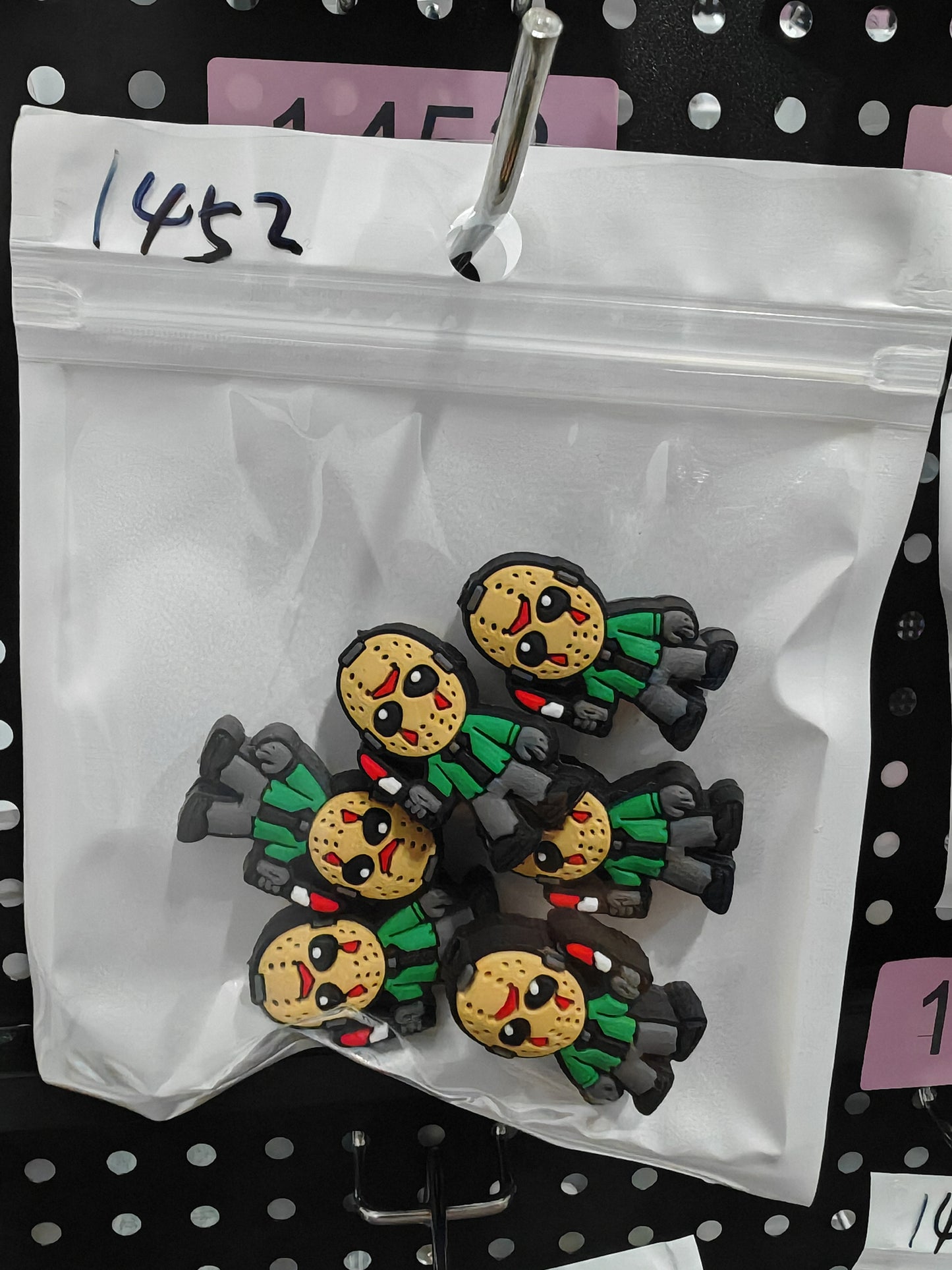 1452 Scary 6pcs