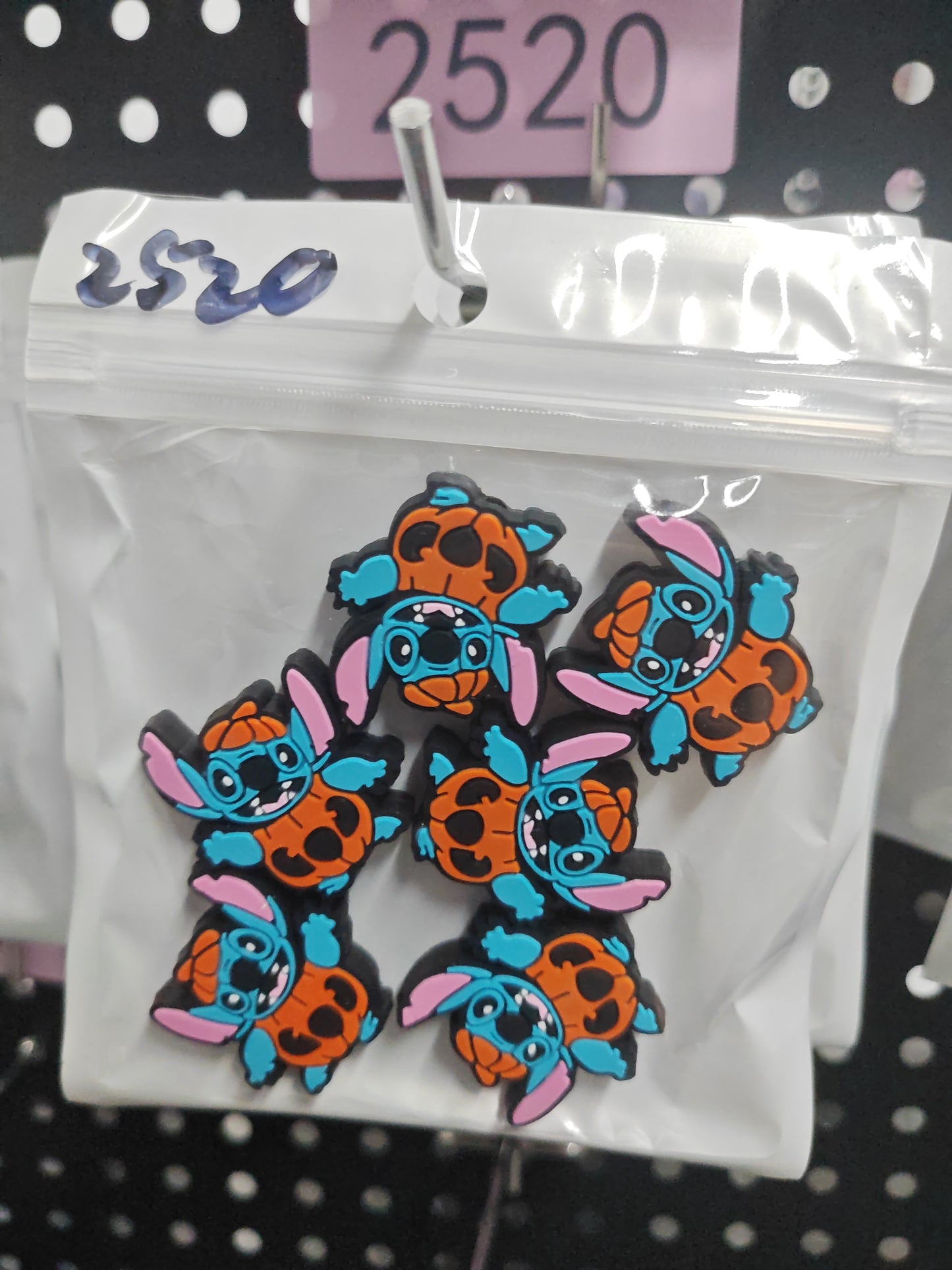 2520 Stitch 6pcs
