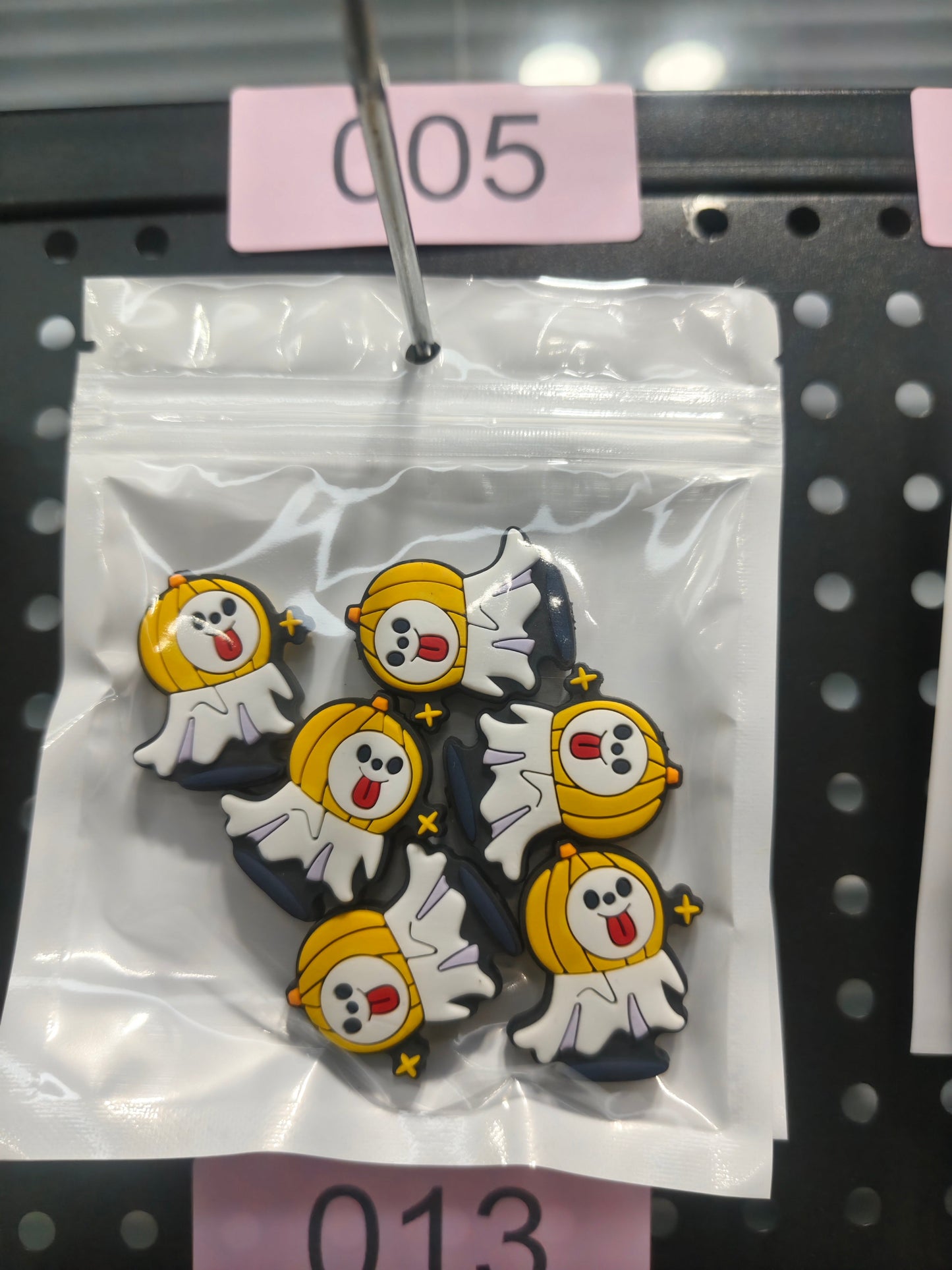 5 Ghost 6pcs