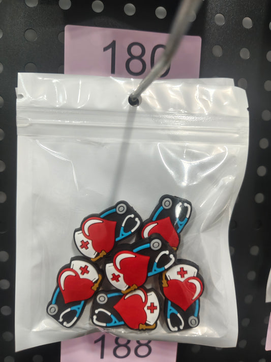 180 Nurse heart 6pcs