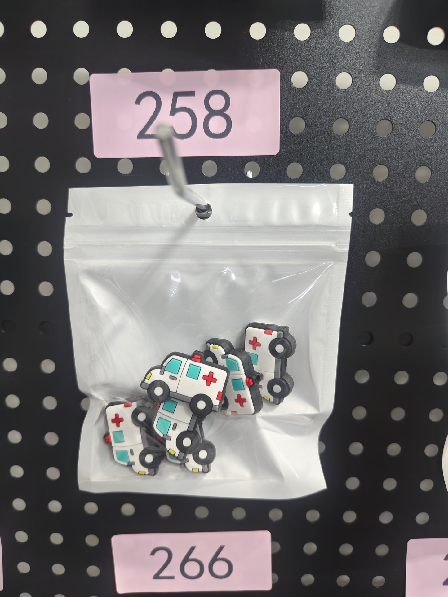 258 Ambulance 6pcs