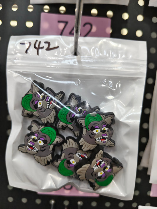 742 Scary wolf 6pcs