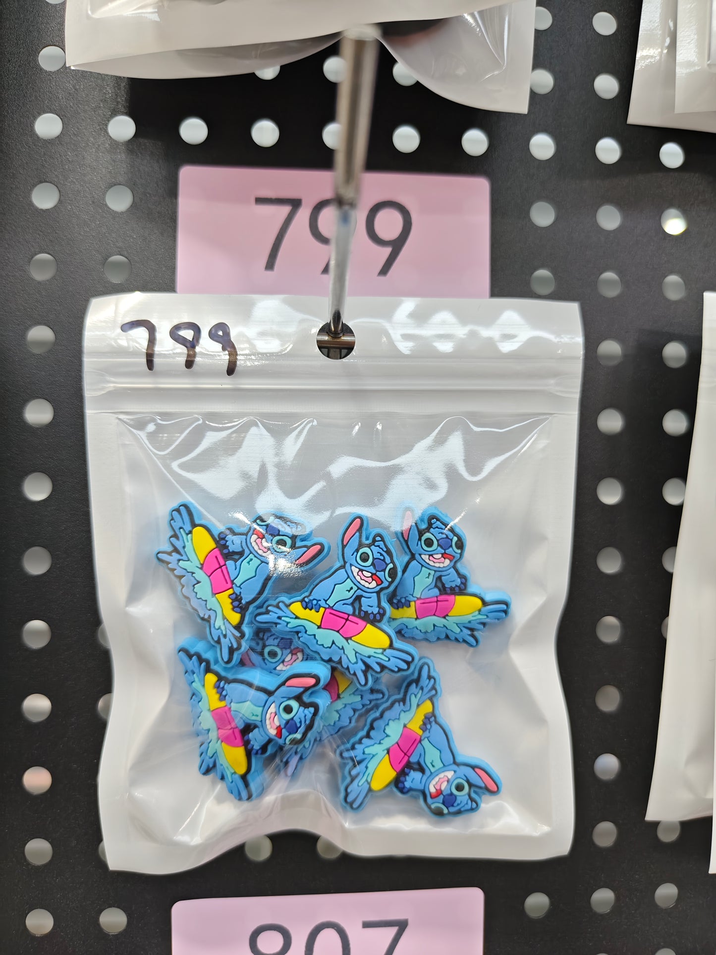 799 Stitch 6pcs