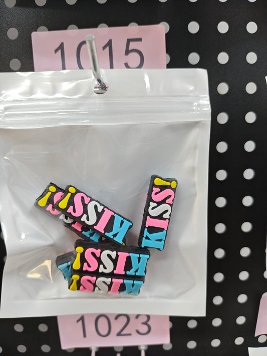 1015 Kiss 6pcs