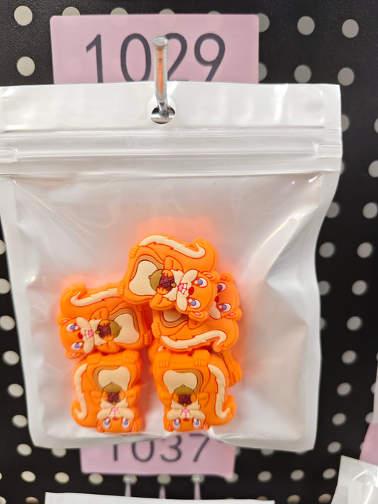 1029 Fox 6pcs