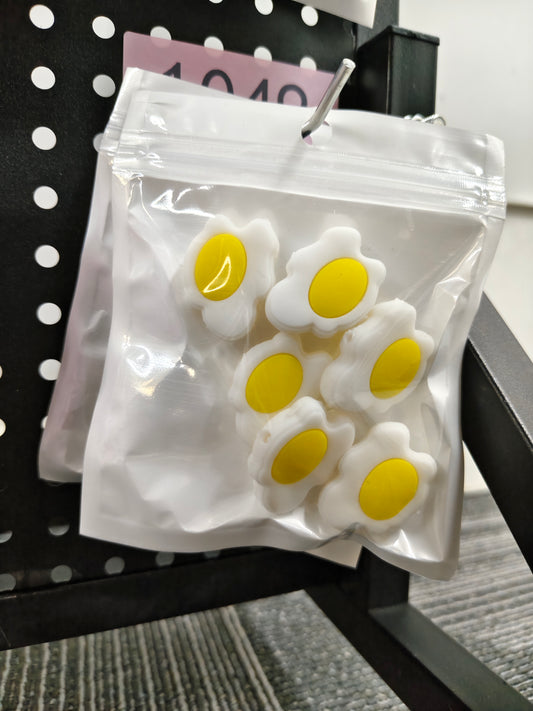 1049 Egg 6pcs