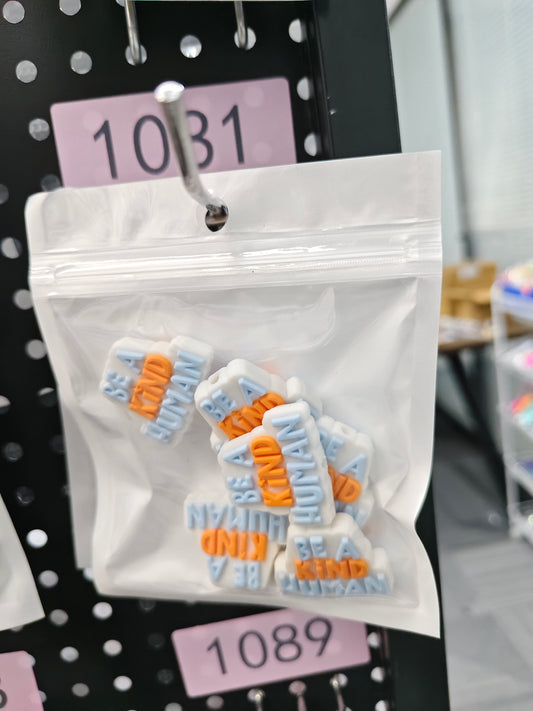 1081 Be a kind human 6pcs