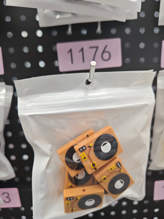1176 6pcs