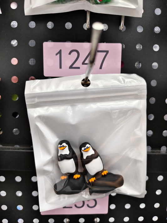 1247 3D penguin 6pcs