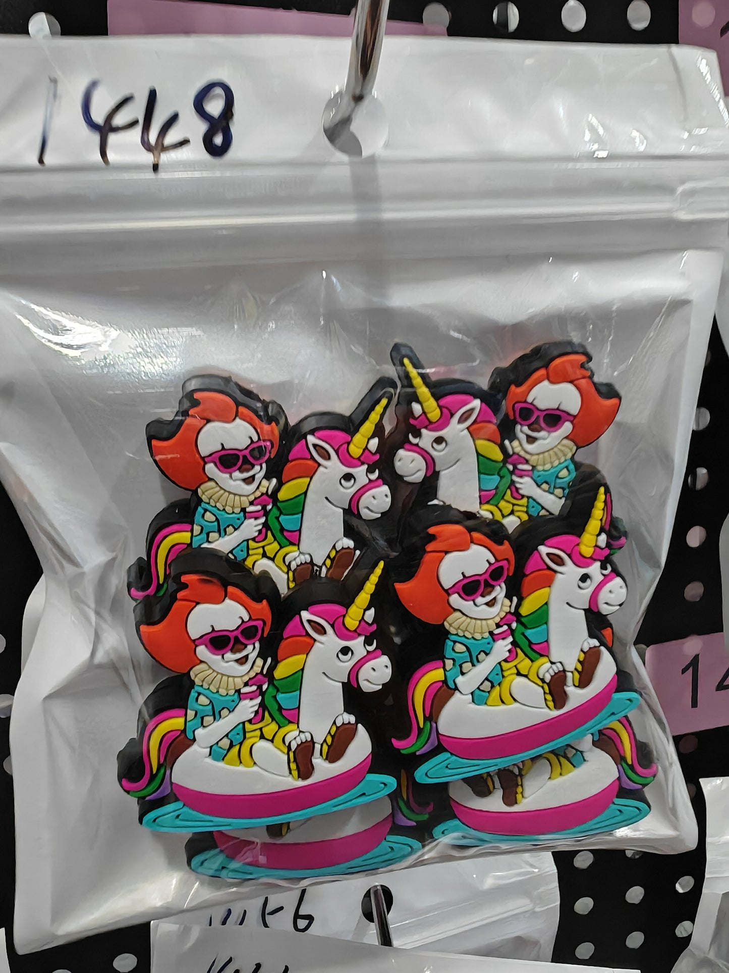 1448 Scary 6pcs