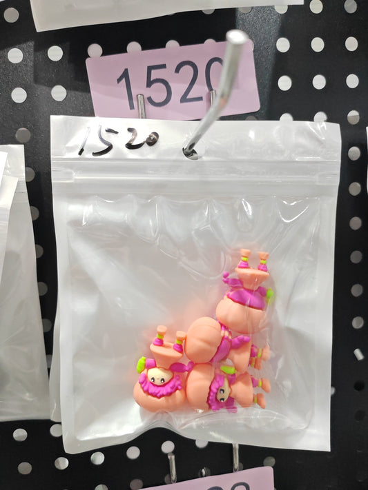 1520 3D Strawberry 4pcs
