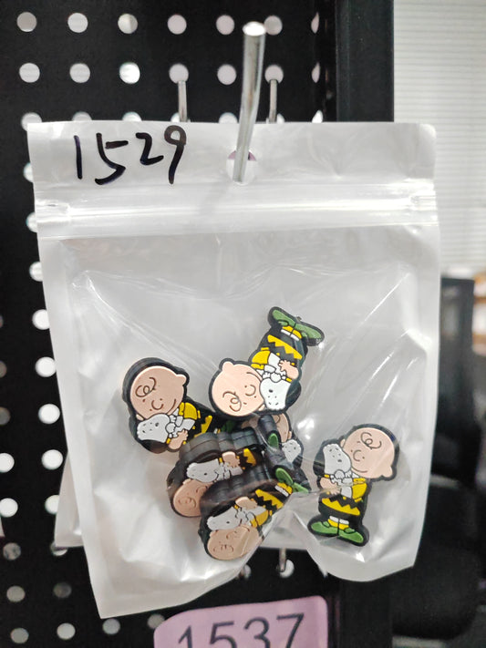 1529 Charlie Brown 6pcs