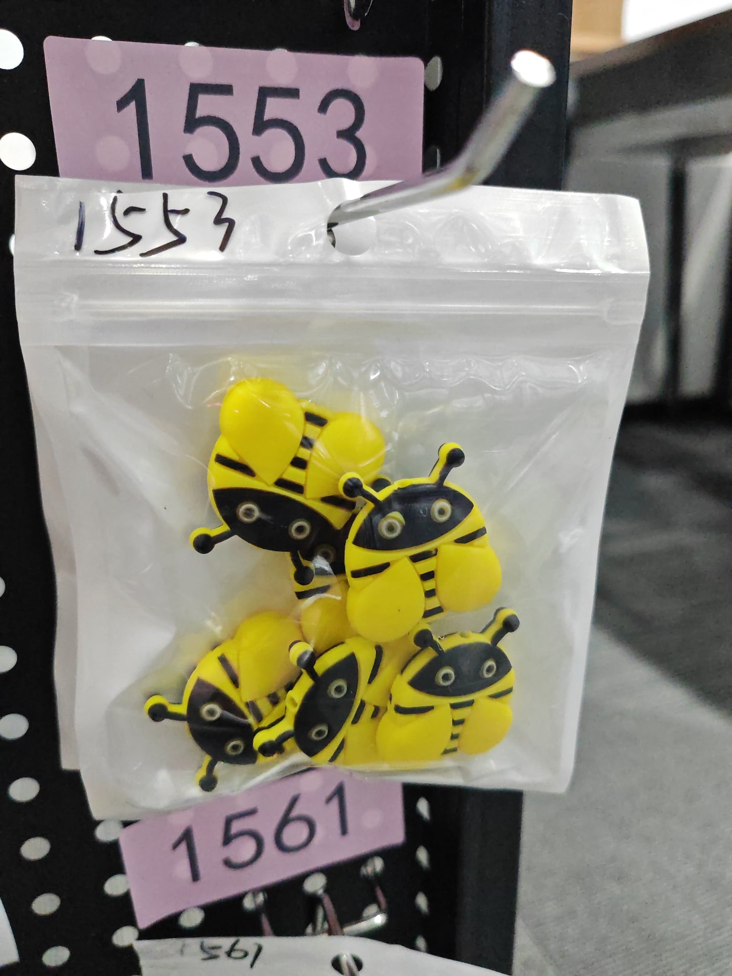 1553 Bee 6pcs