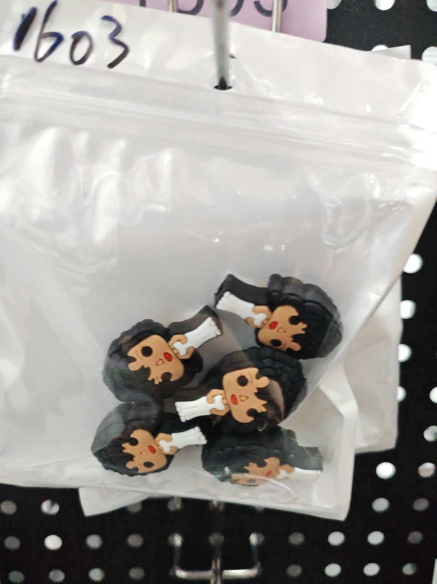 1603 Selena 6pcs